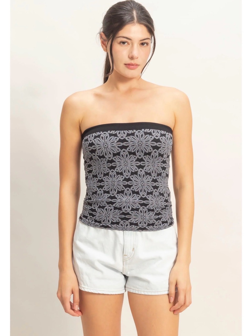 HYFVE Black Floral Jacquard Tube Top with Shelf Bra – Size Large